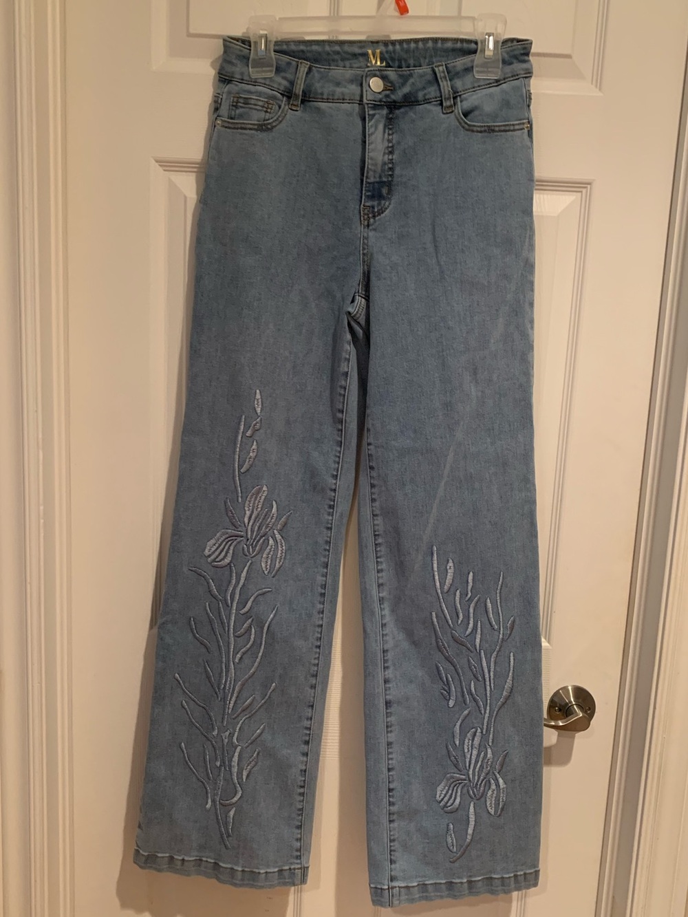Melanie Lyne Light Blue Women's Embroidered Jeans - Picture 11 of 11